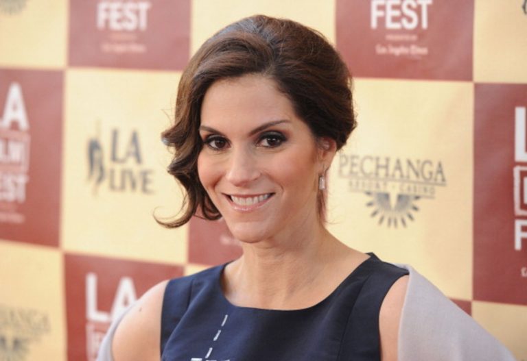 Jami Gertz Net Worth