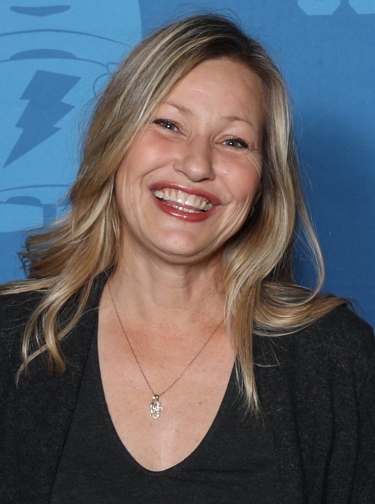 Joey Lauren Adams Net Worth - Net Worth Lists