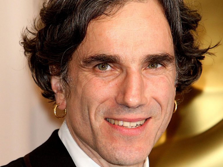 Daniel Day-Lewis Net Worth