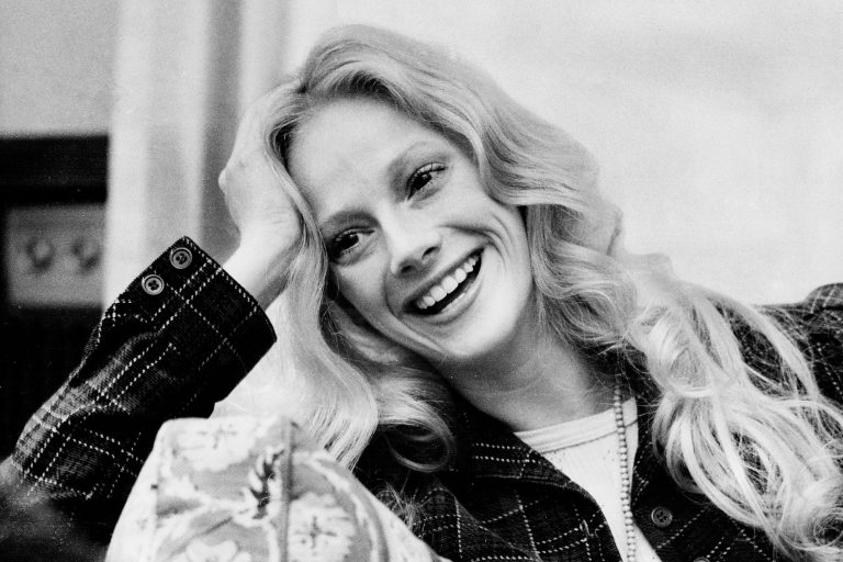 Sondra Locke Net Worth